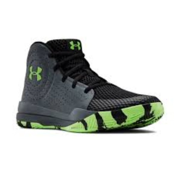 4y Boys under Armour - Picture 2 of 4